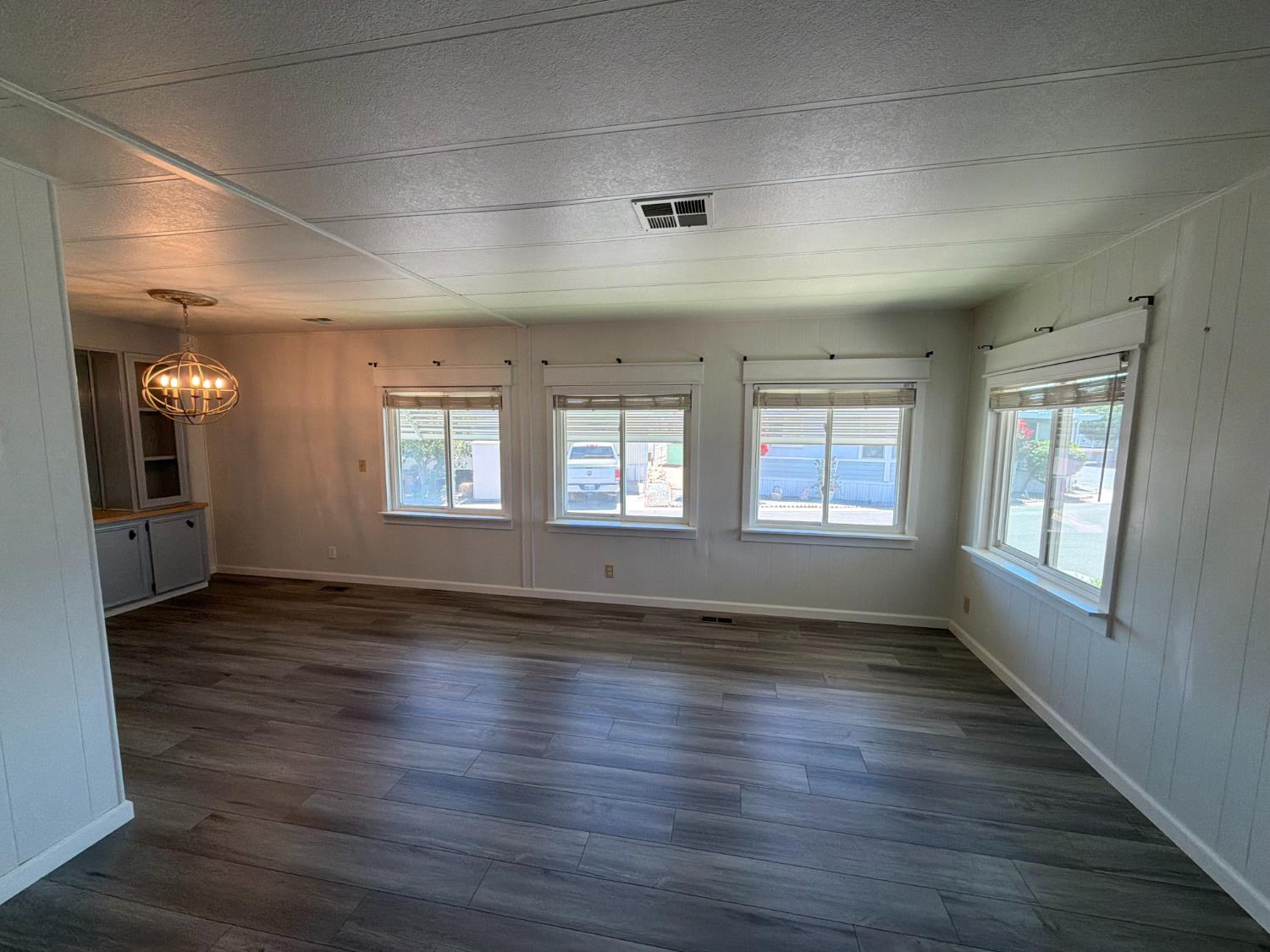 221 W Herndon Ave #142, Pinedale, CA 93650