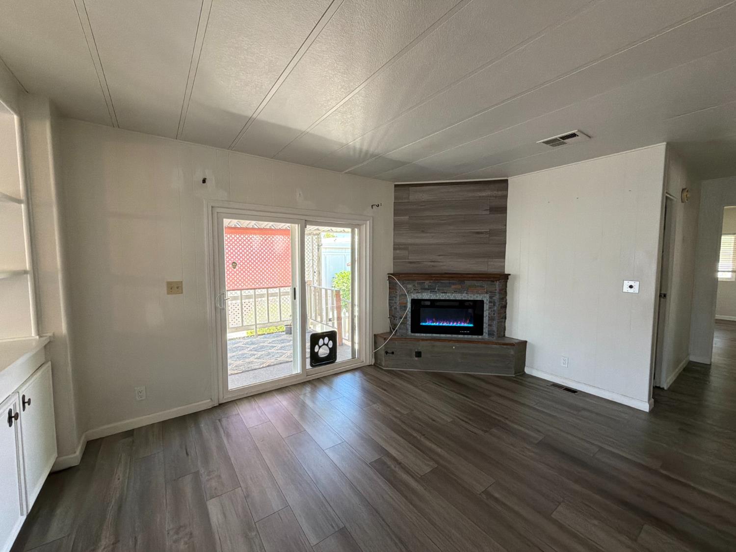 221 W Herndon Ave #142, Pinedale, CA 93650