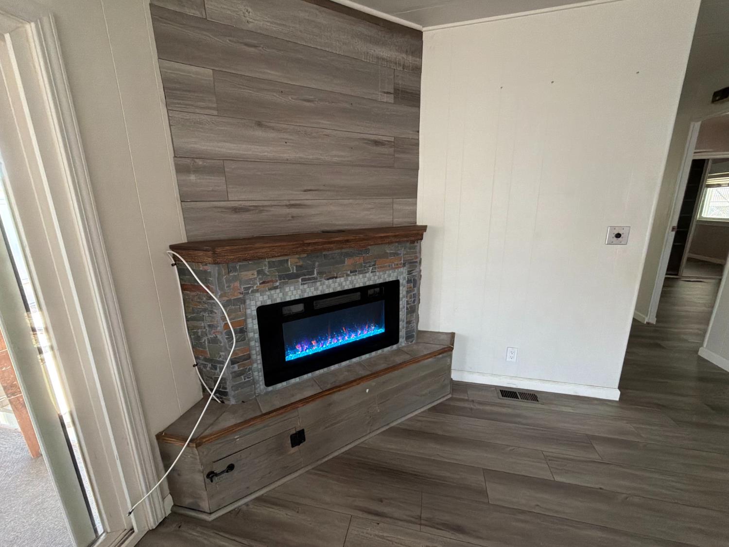 221 W Herndon Ave #142, Pinedale, CA 93650