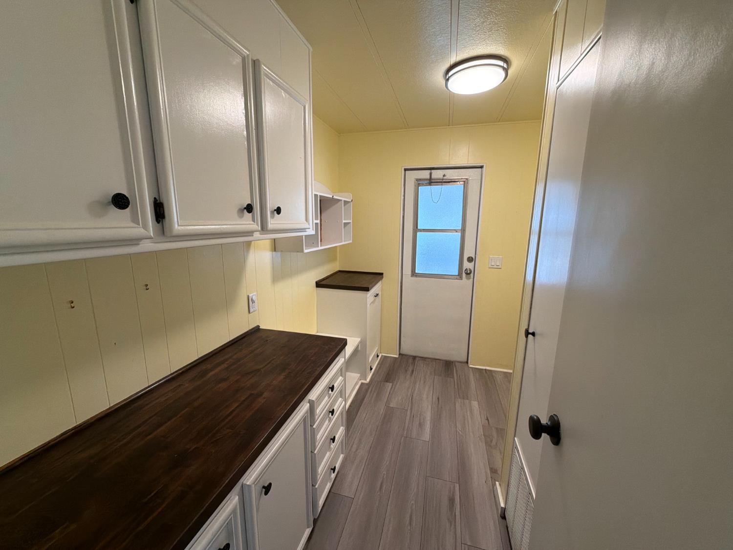 221 W Herndon Ave #142, Pinedale, CA 93650