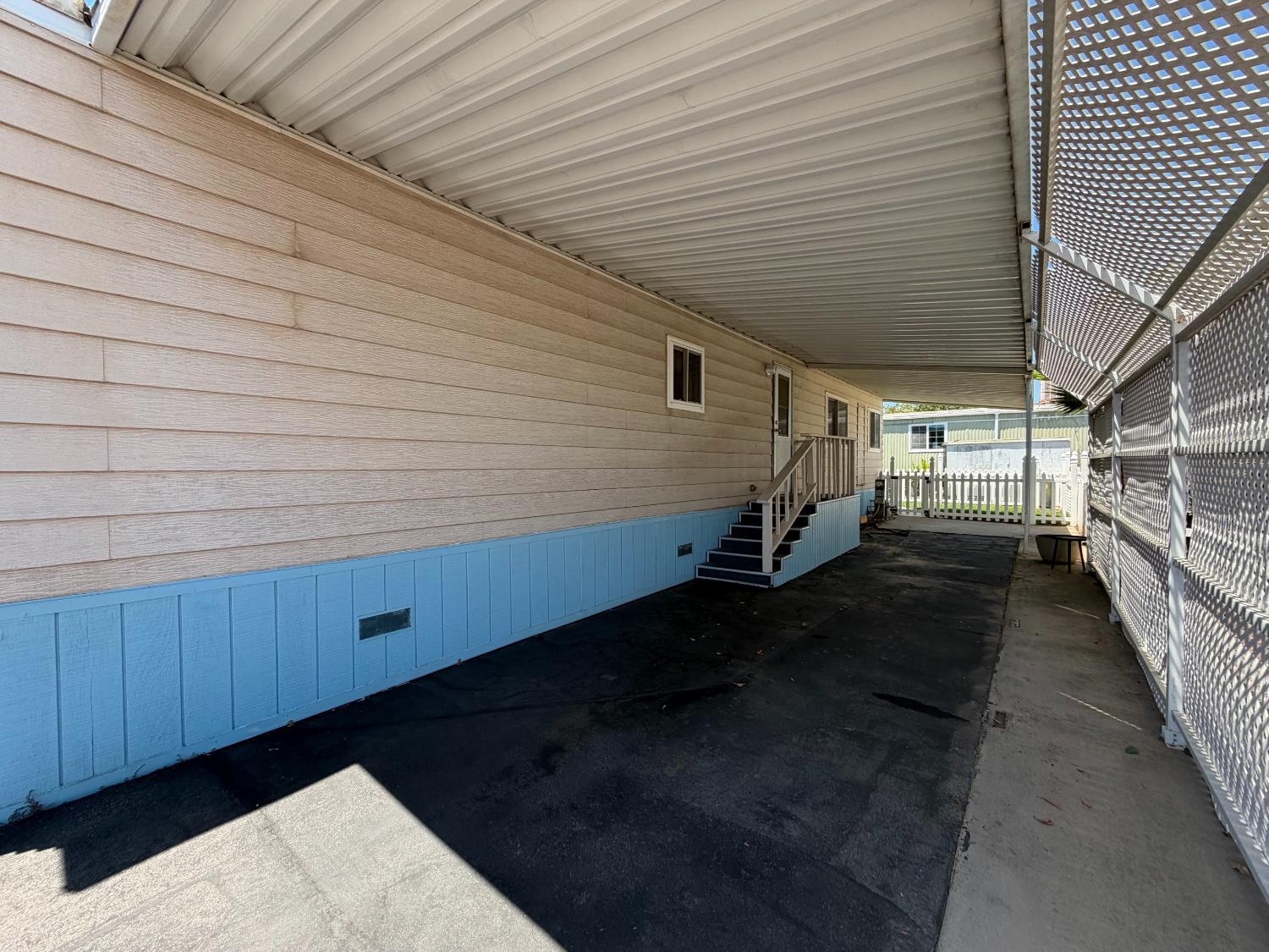 221 W Herndon Ave #142, Pinedale, CA 93650