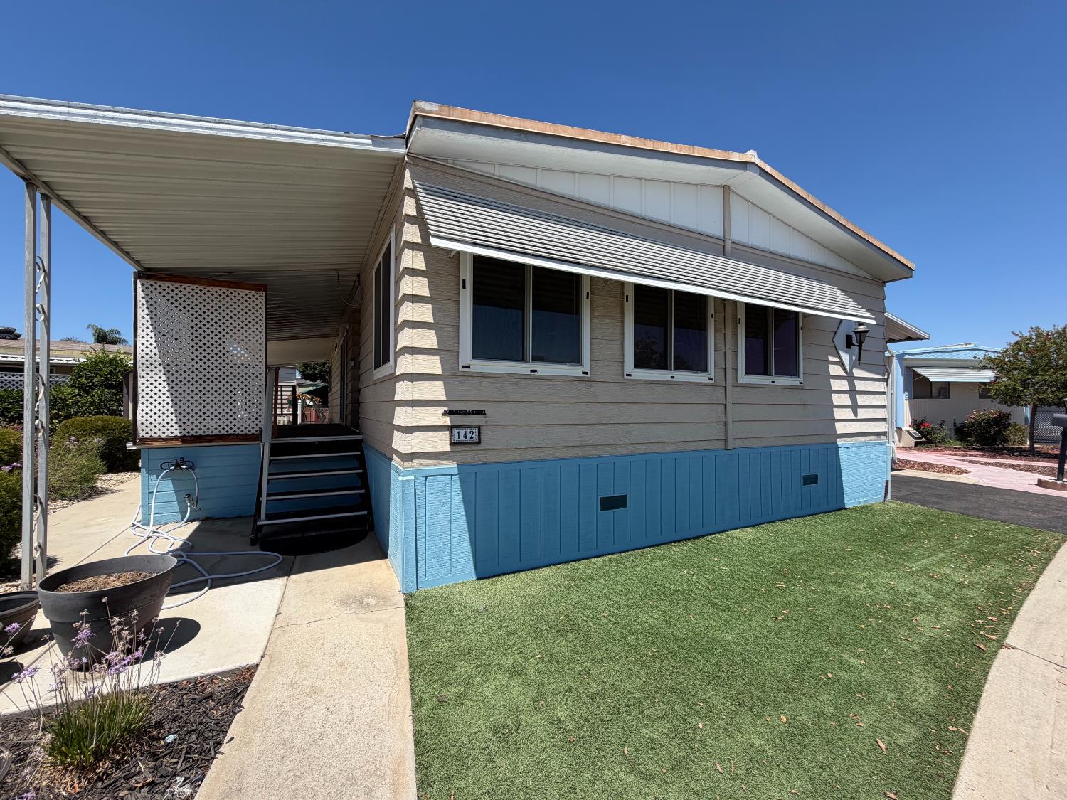 221 W Herndon Ave #142, Pinedale, CA 93650