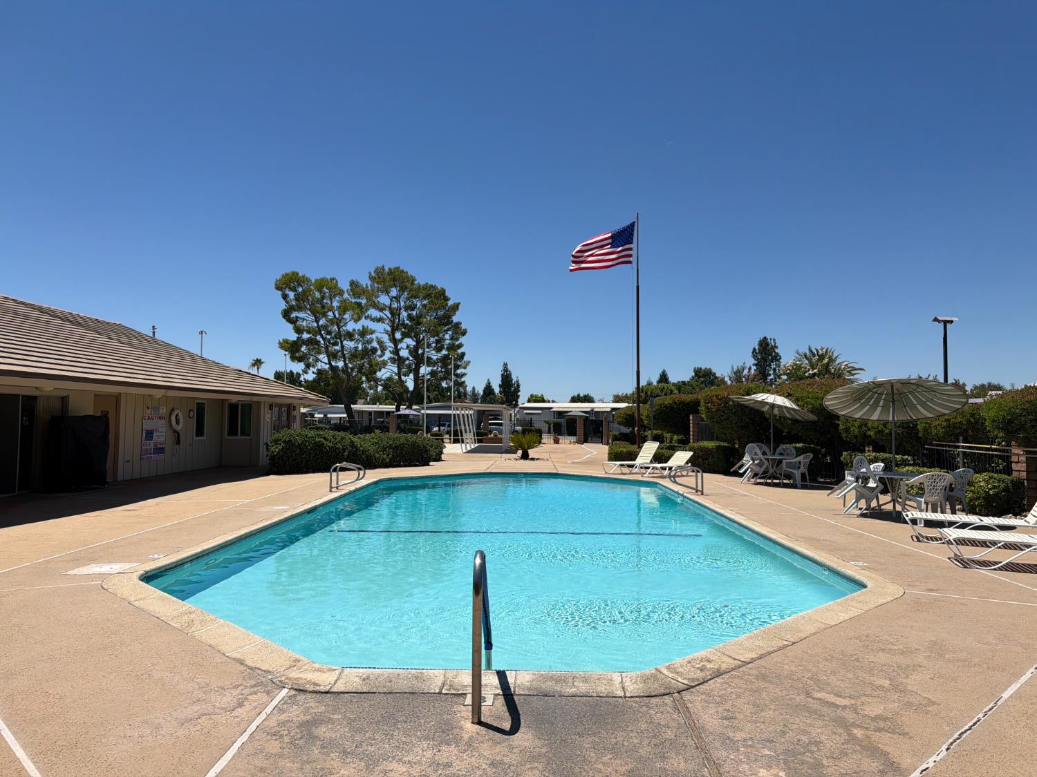 221 W Herndon Ave #142, Pinedale, CA 93650