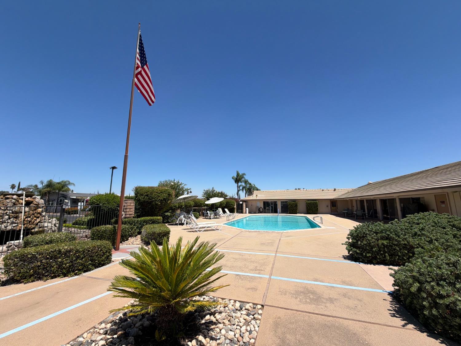 221 W Herndon Ave #142, Pinedale, CA 93650