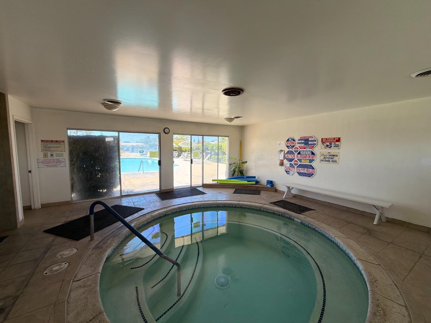 221 W Herndon Ave #142, Pinedale, CA 93650