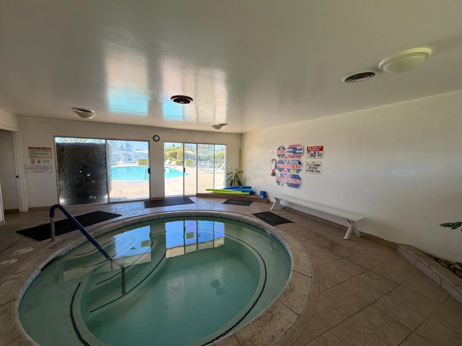 221 W Herndon Ave #142, Pinedale, CA 93650