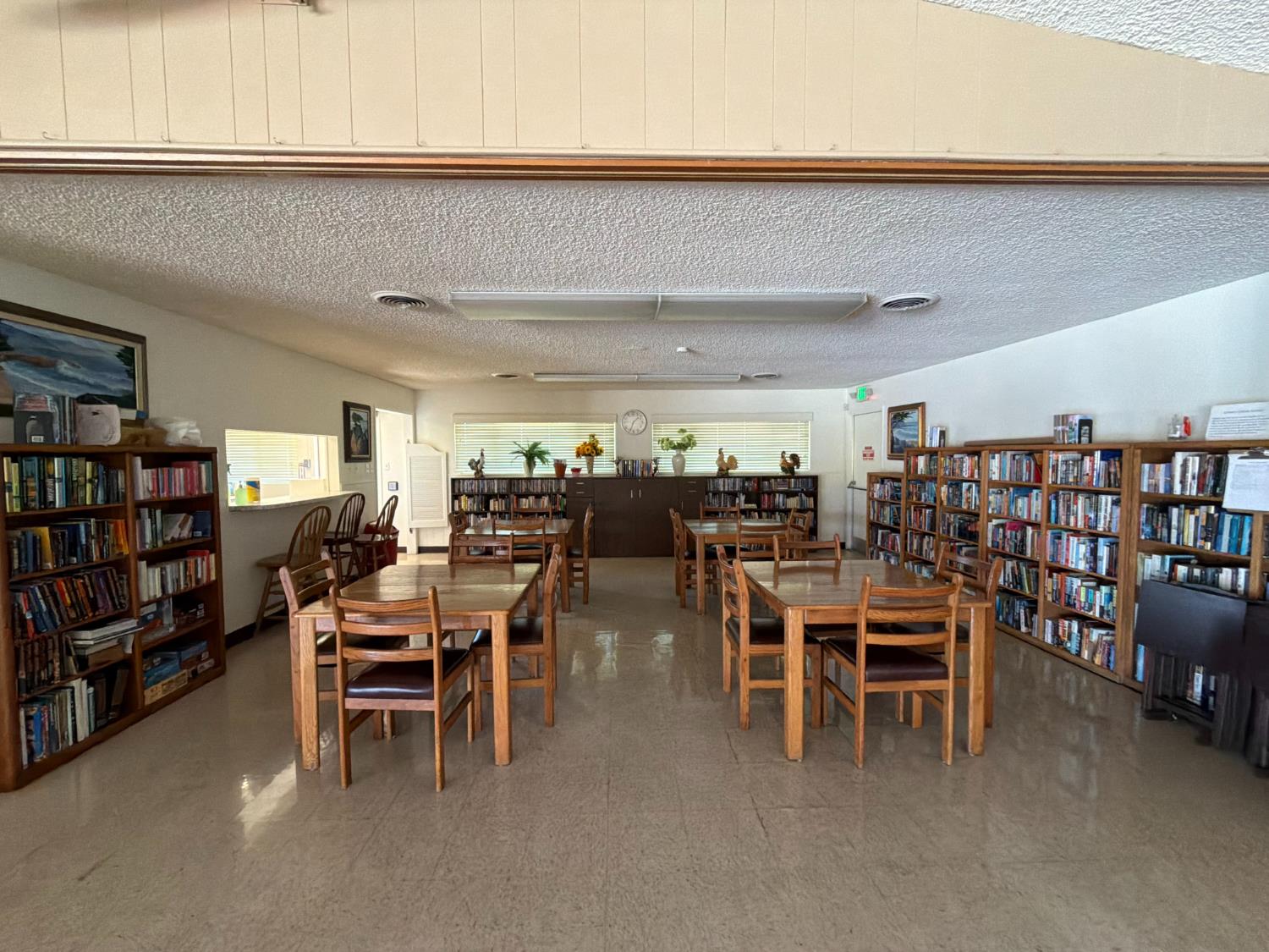 221 W Herndon Ave #142, Pinedale, CA 93650