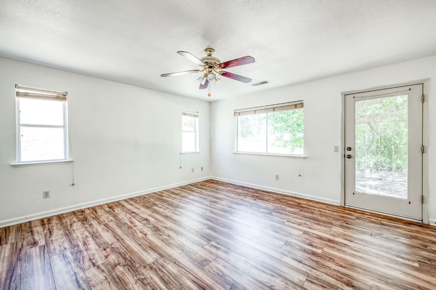 34956 Auberry Rd, Auberry, CA 93602