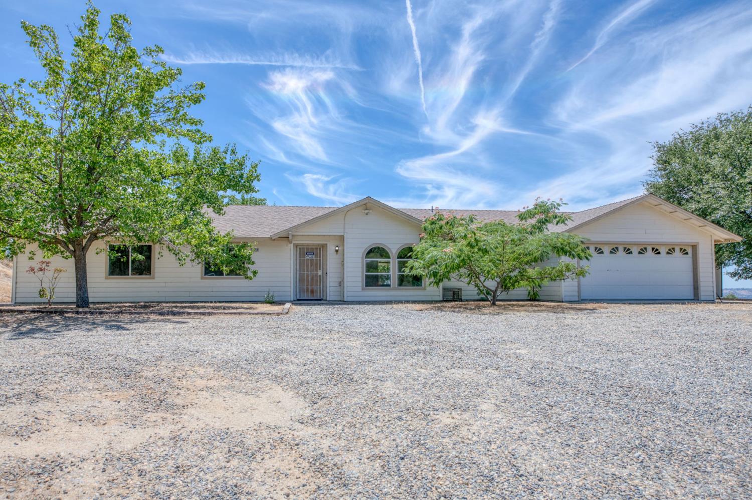34956 Auberry Rd, Auberry, CA 93602