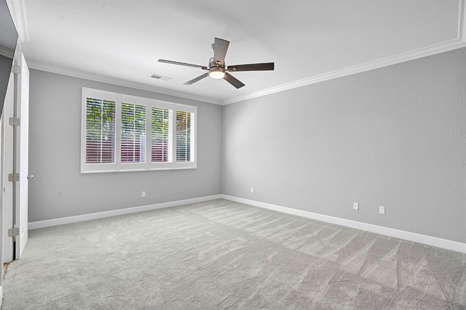 1834 N Leila St, Visalia, CA 93291