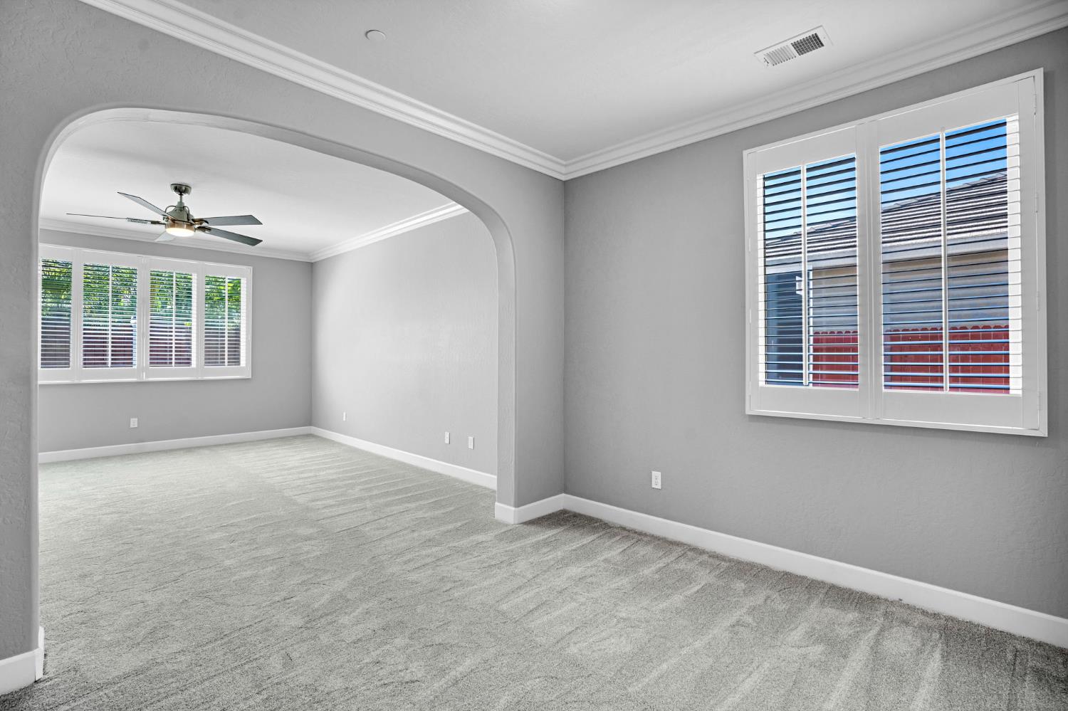 1834 N Leila St, Visalia, CA 93291
