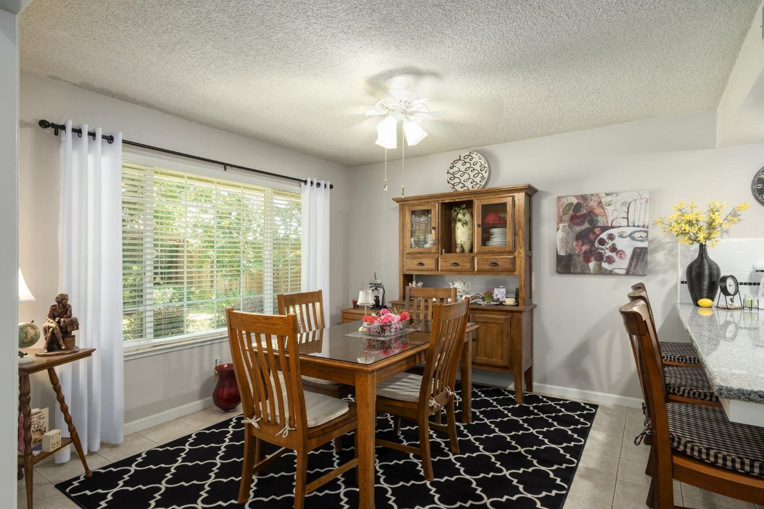 3372 W Sierra Ave, Fresno, CA 93711