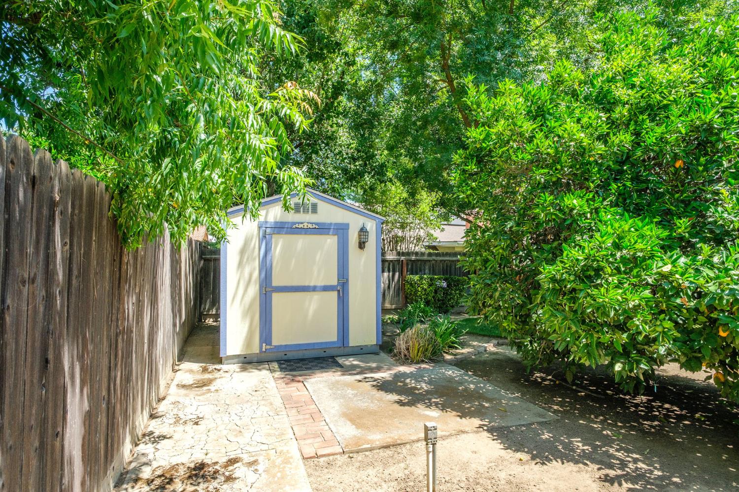3372 W Sierra Ave, Fresno, CA 93711