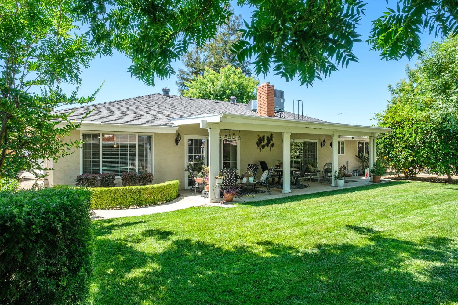 3372 W Sierra Ave, Fresno, CA 93711