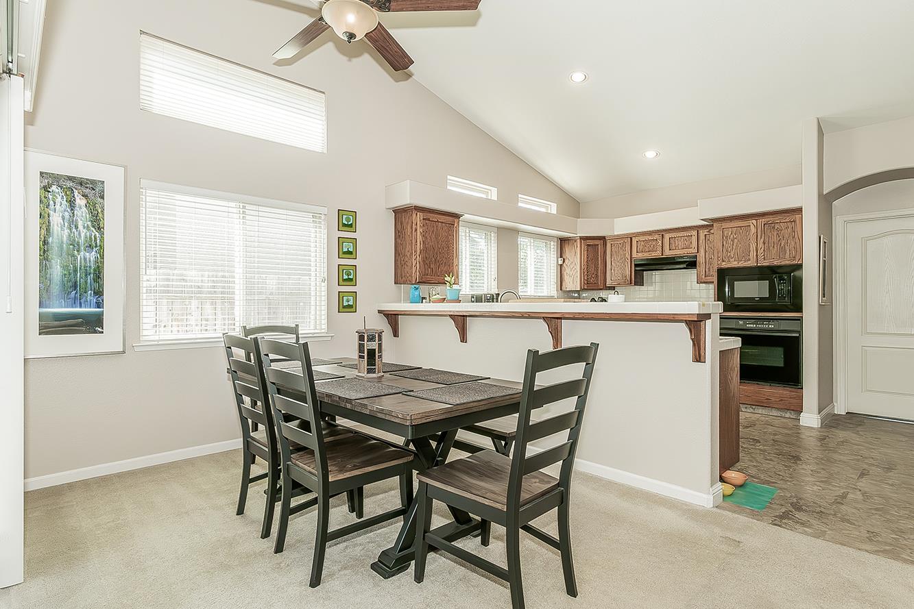 6659 E Cornell Ave, Fresno, CA 93727