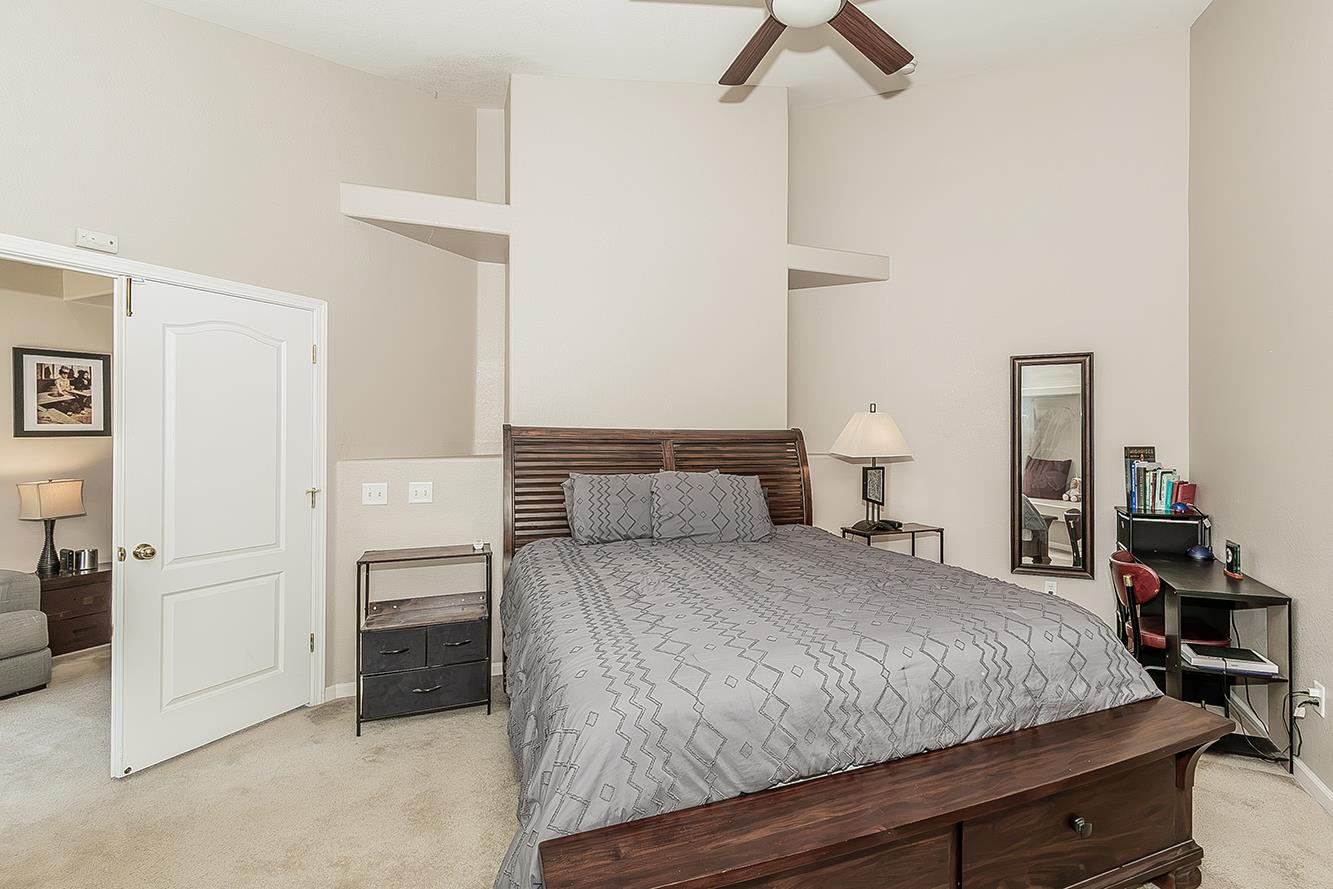 6659 E Cornell Ave, Fresno, CA 93727
