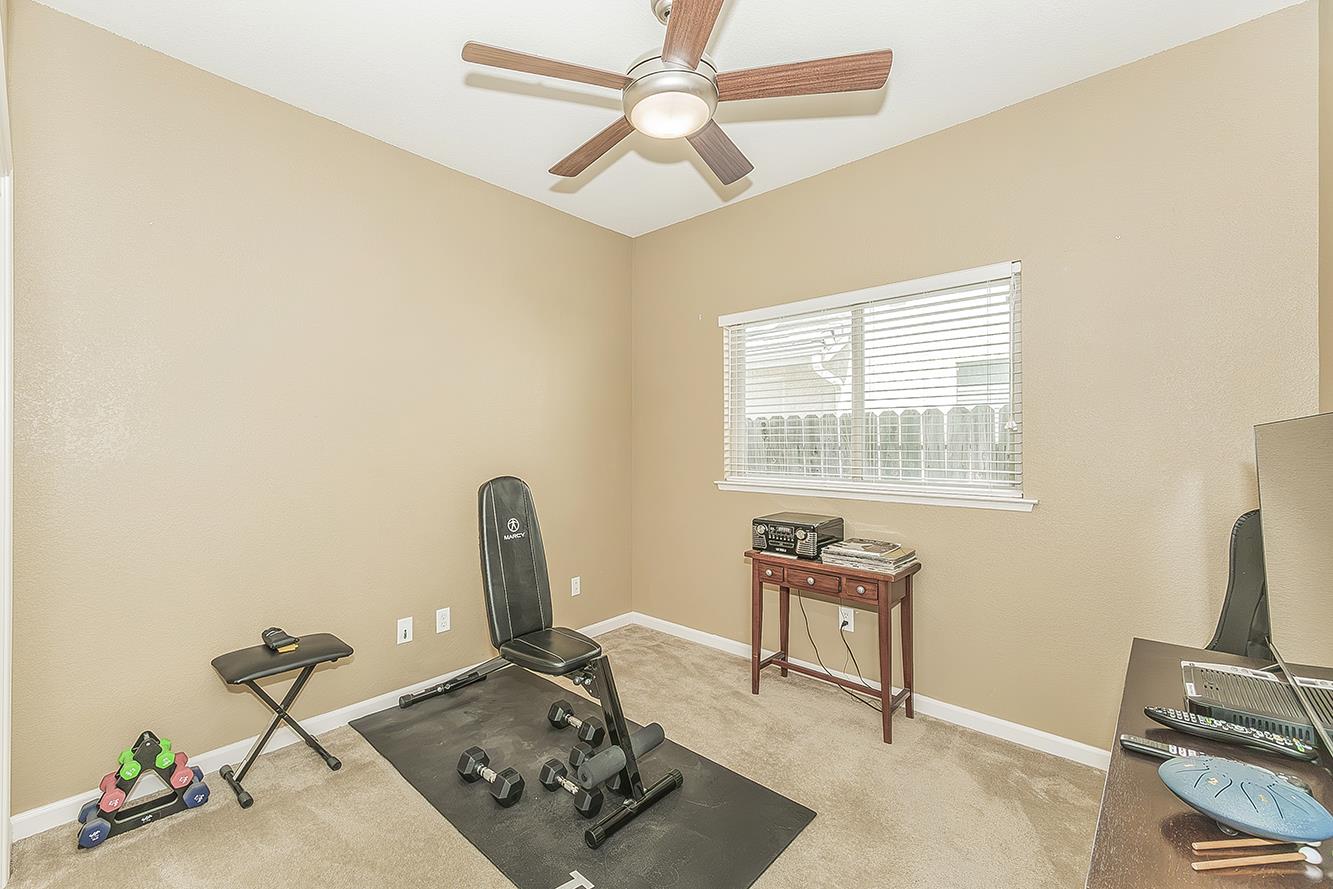 6659 E Cornell Ave, Fresno, CA 93727