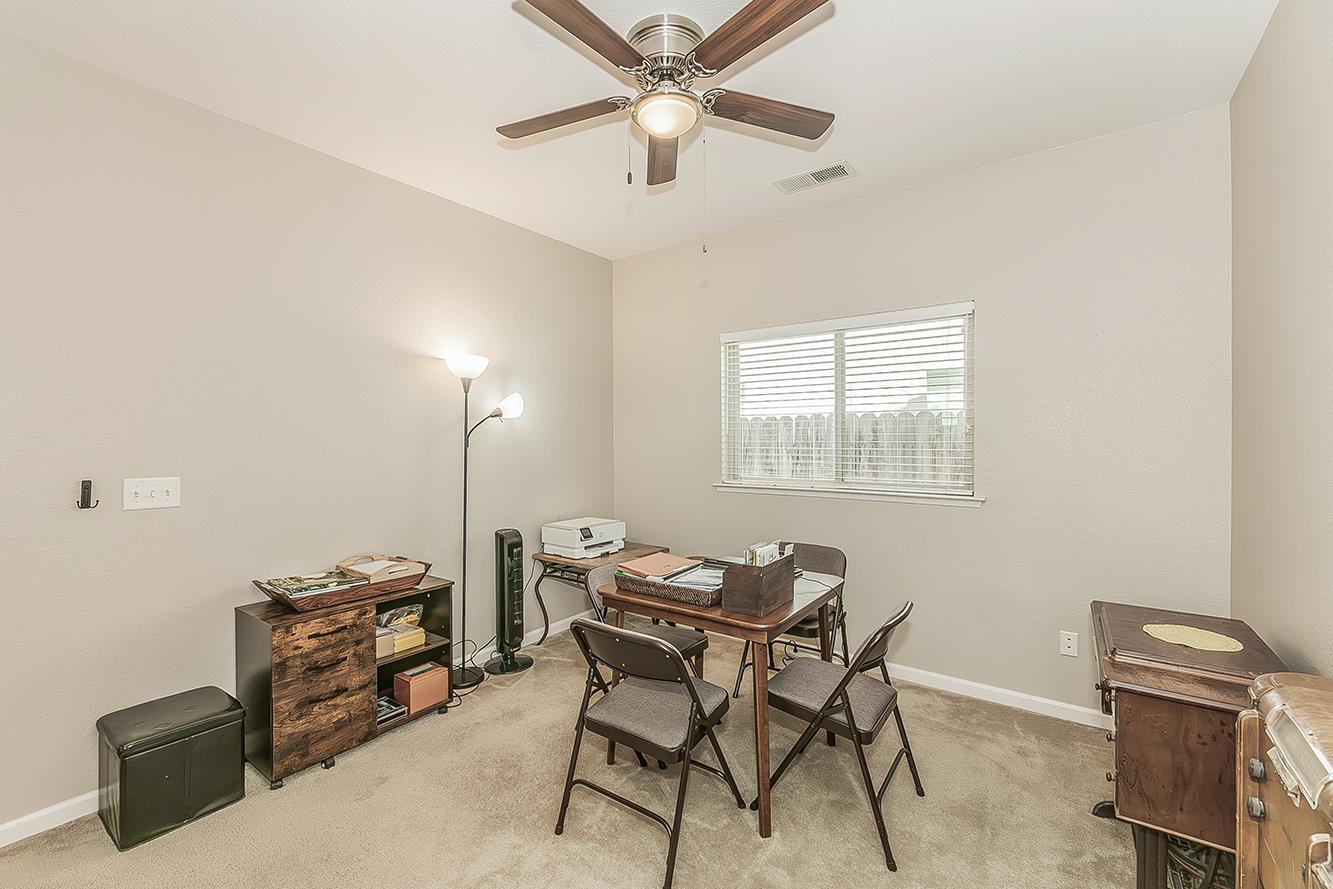 6659 E Cornell Ave, Fresno, CA 93727