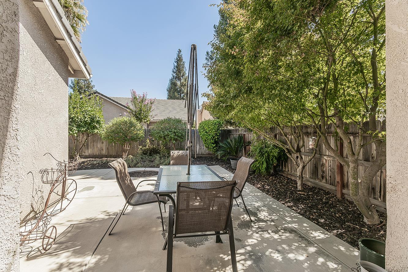 6659 E Cornell Ave, Fresno, CA 93727