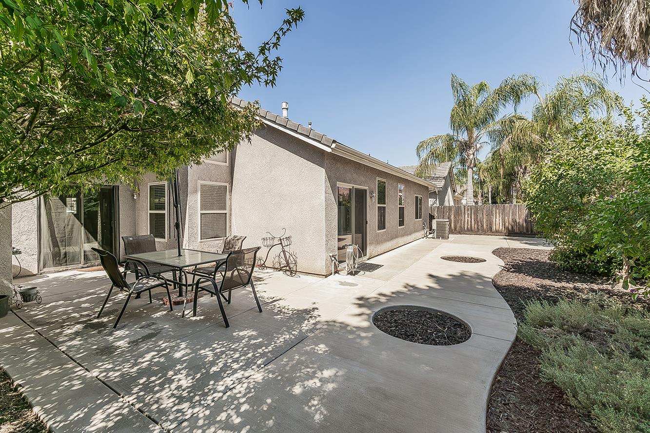 6659 E Cornell Ave, Fresno, CA 93727