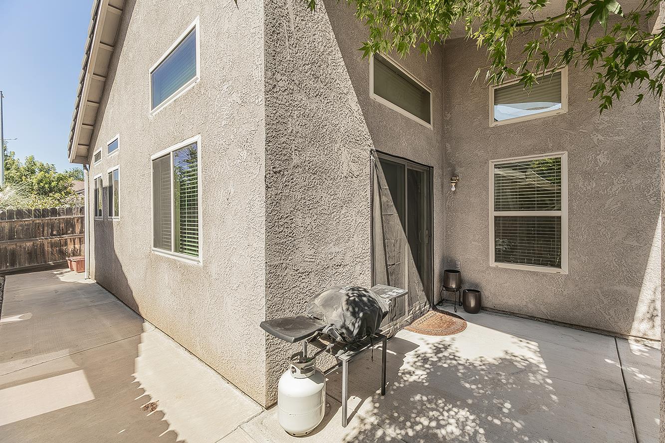 6659 E Cornell Ave, Fresno, CA 93727