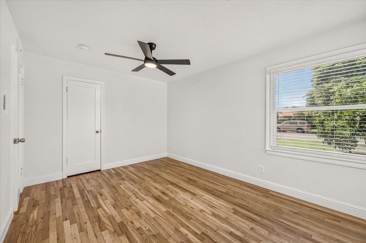 680 W Sample, Fresno, CA 93704