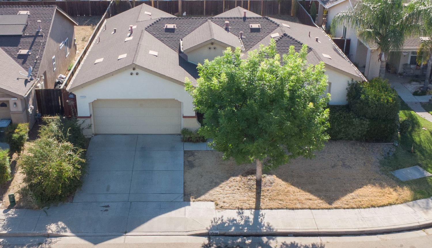 2358 S Rachel Ave, Fresno, CA 93725