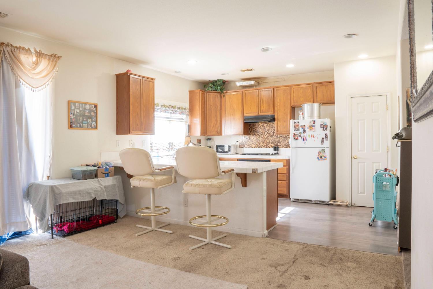 2358 S Rachel Ave, Fresno, CA 93725
