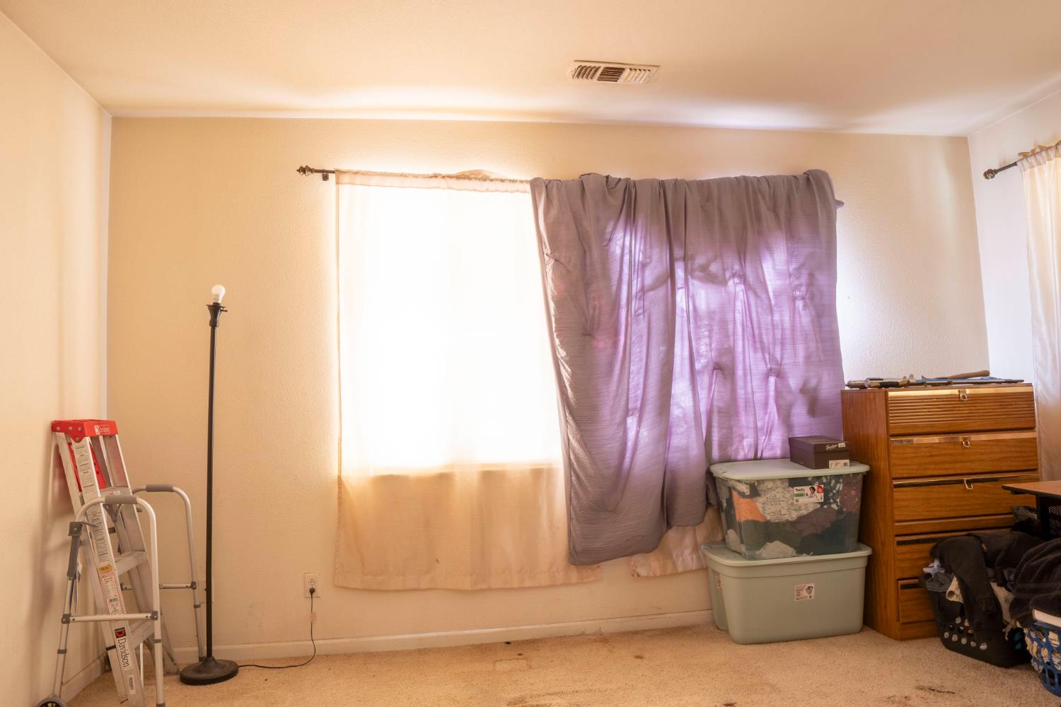 2358 S Rachel Ave, Fresno, CA 93725