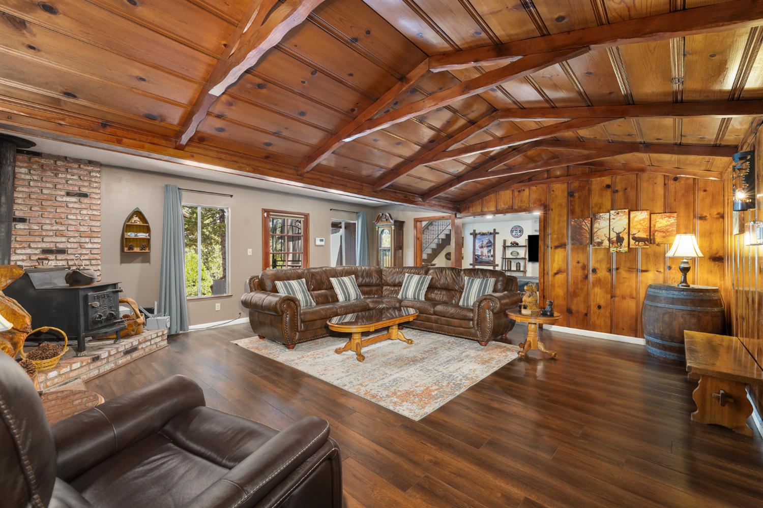 39165 Ski Slope Dr, Bass Lake, CA 93604