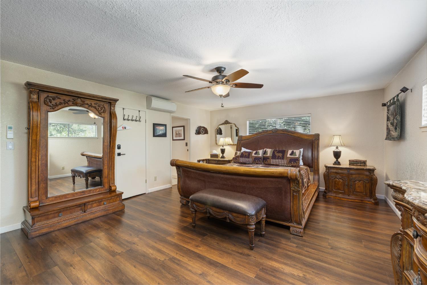 39165 Ski Slope Dr, Bass Lake, CA 93604