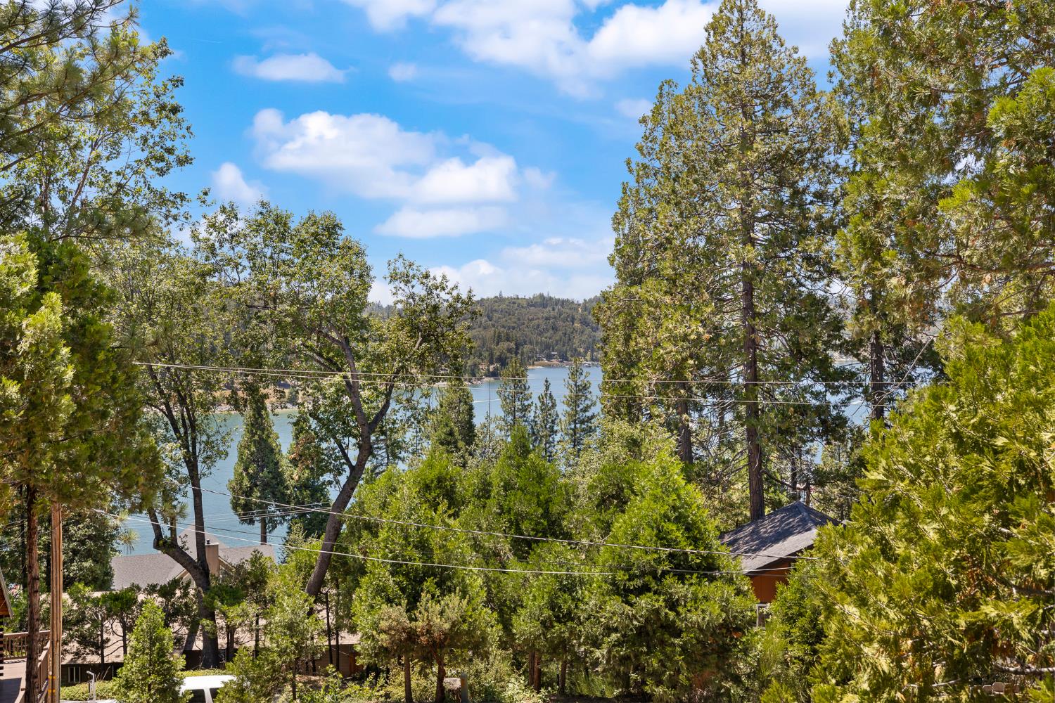 39165 Ski Slope Dr, Bass Lake, CA 93604
