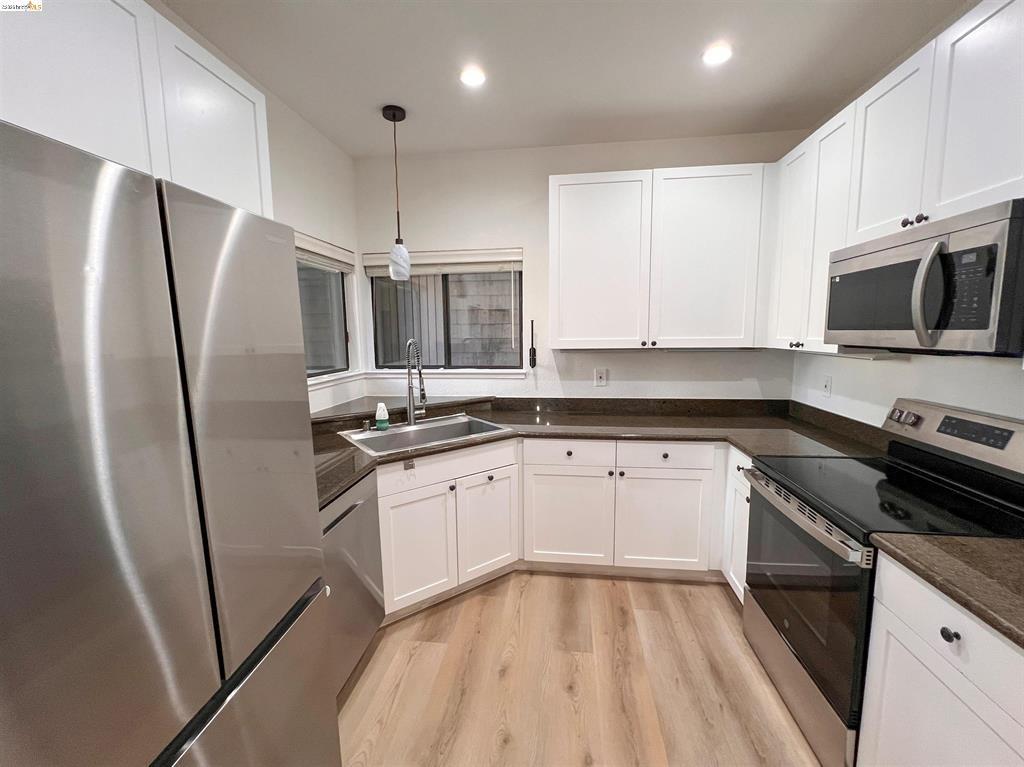450 Pine Ridge Dr, San Ramon, CA 94582