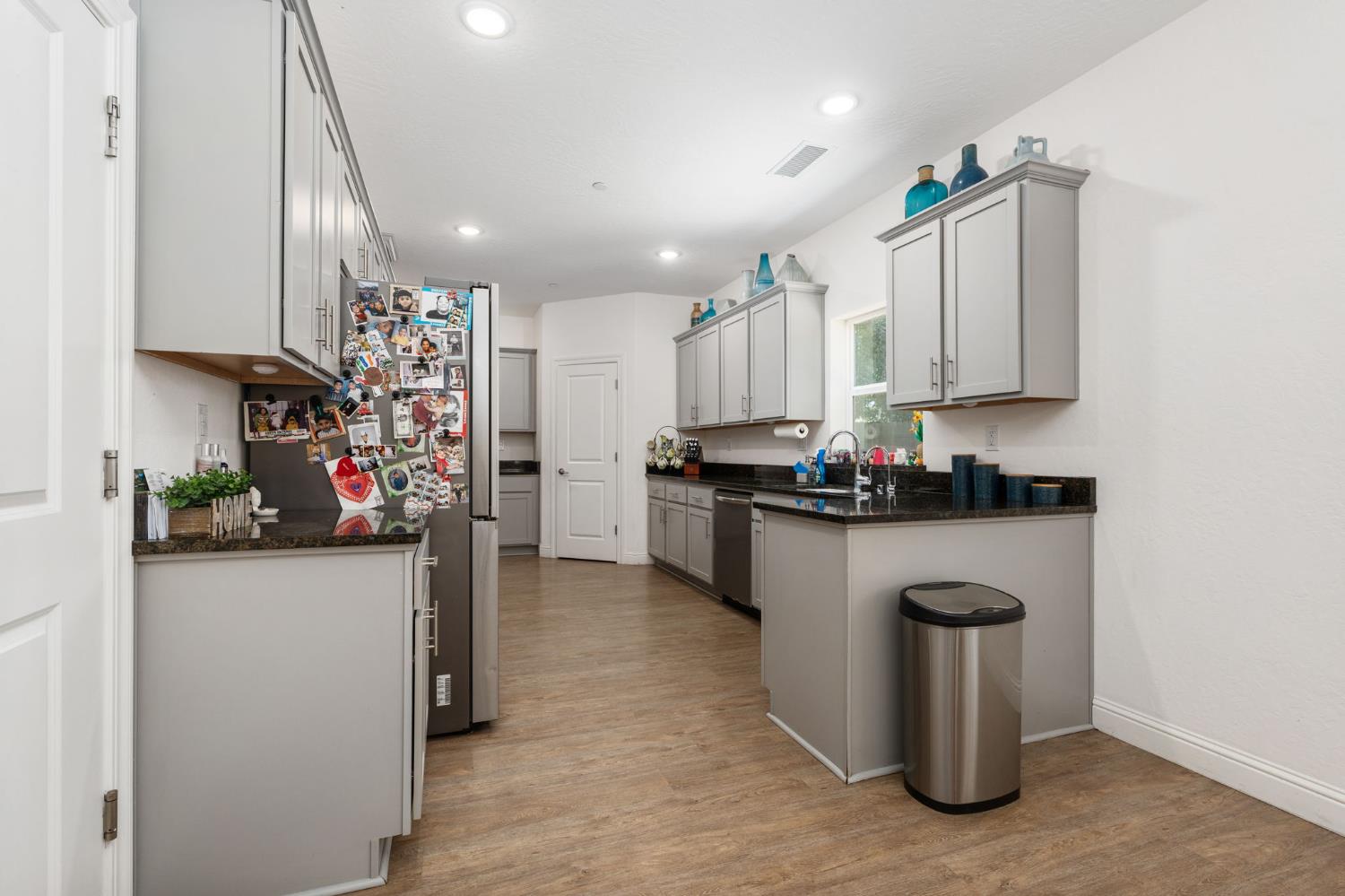 4473 W Langden Dr, Fresno, CA 93722