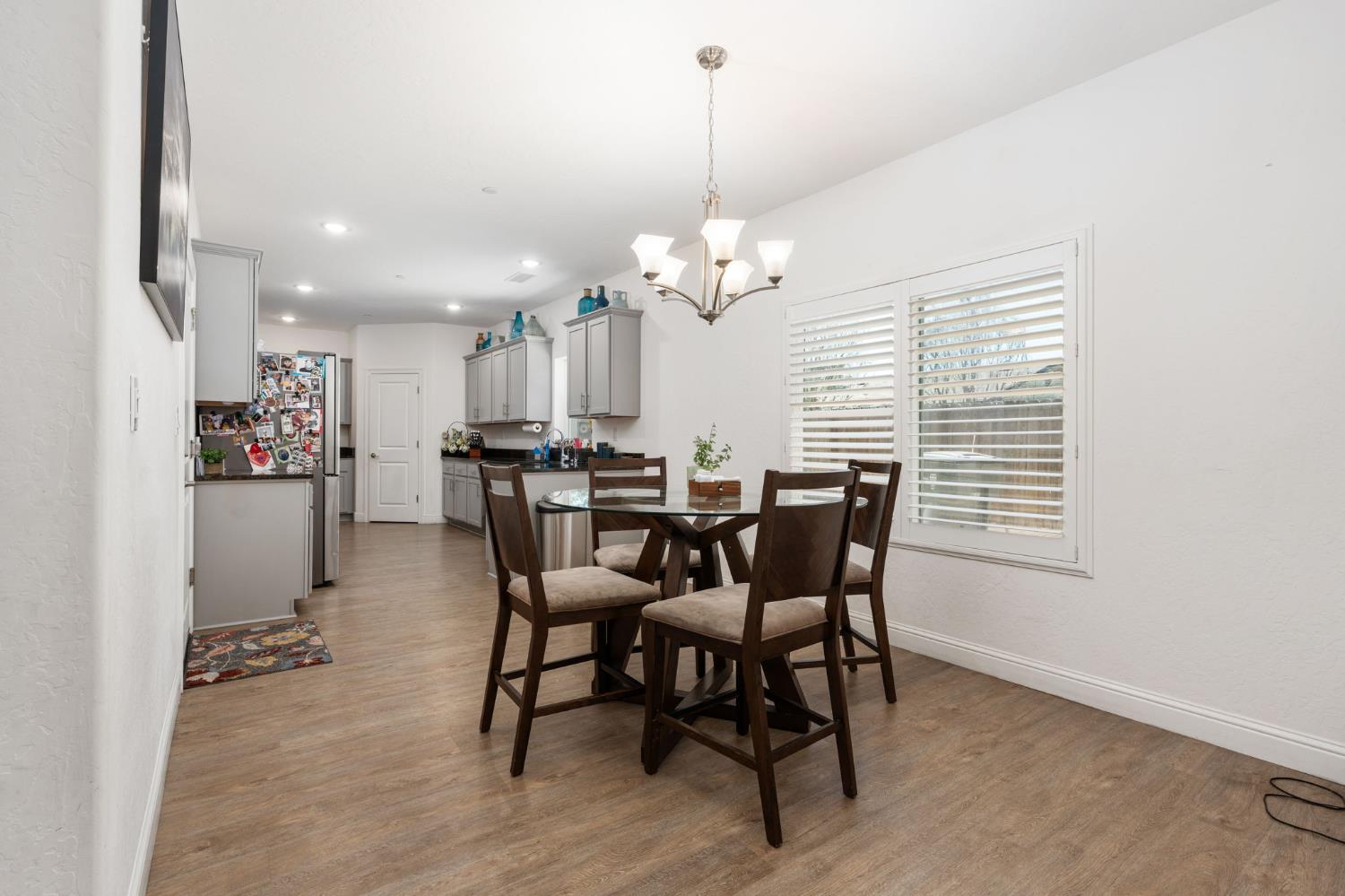 4473 W Langden Dr, Fresno, CA 93722