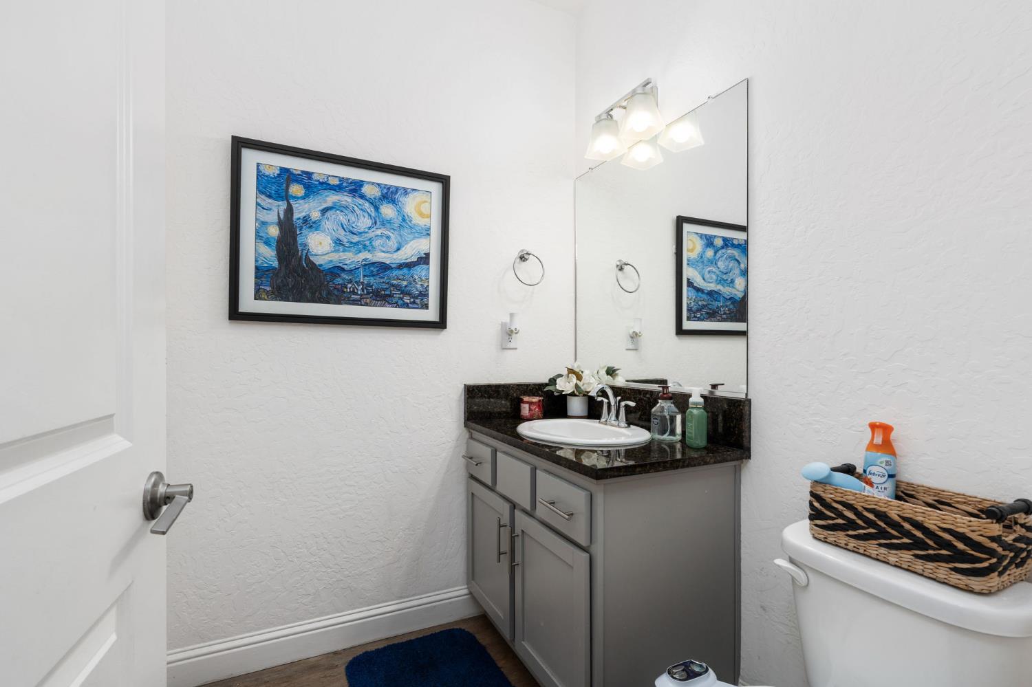 4473 W Langden Dr, Fresno, CA 93722