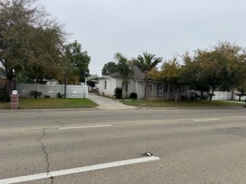 5225 E Belmont Ave, Fresno, CA 93727