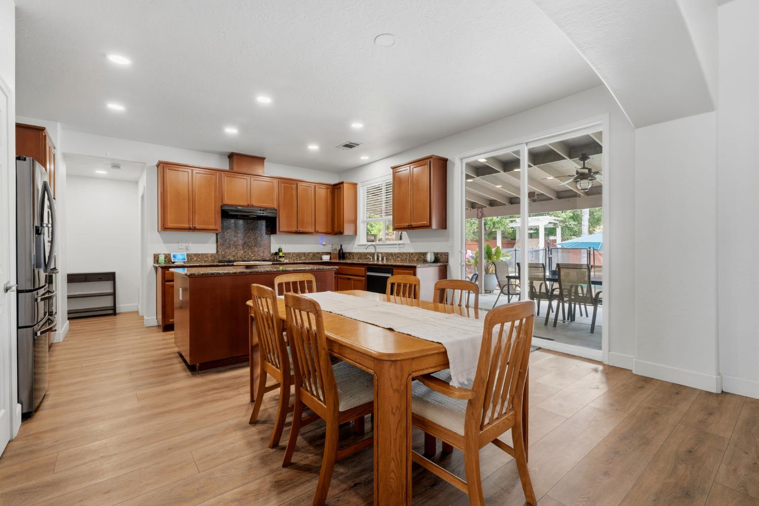 150 Reese, Visalia, CA 93277