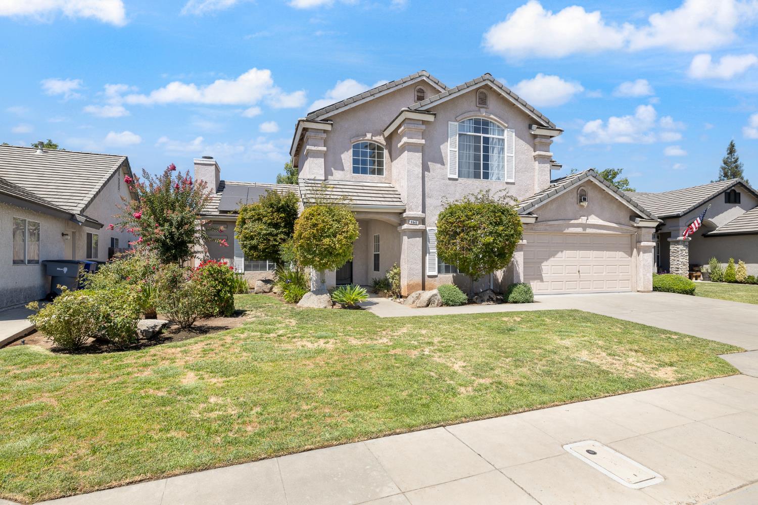 9845 N Woodrow Ave, Fresno, CA 93720
