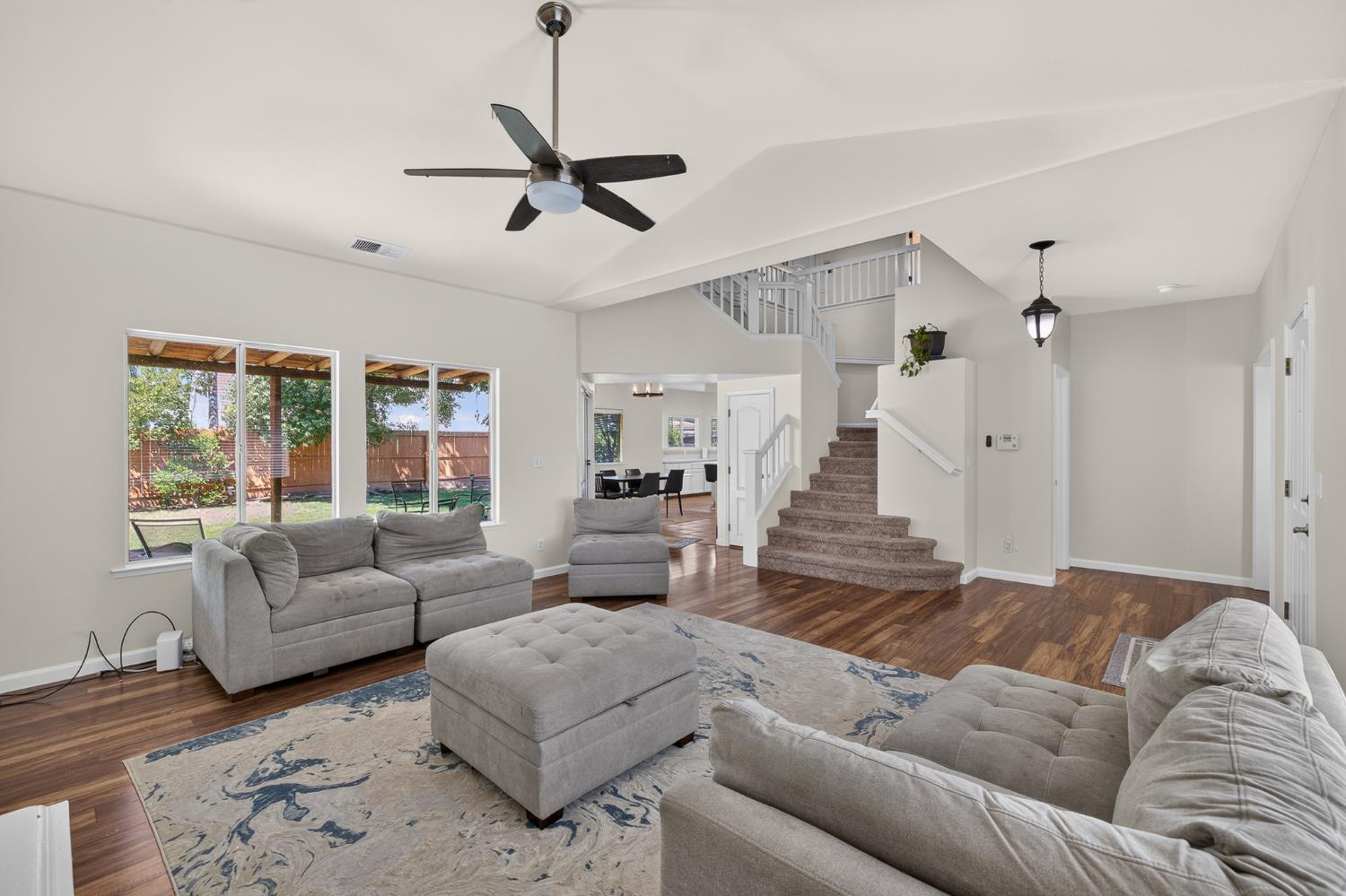 9845 N Woodrow Ave, Fresno, CA 93720