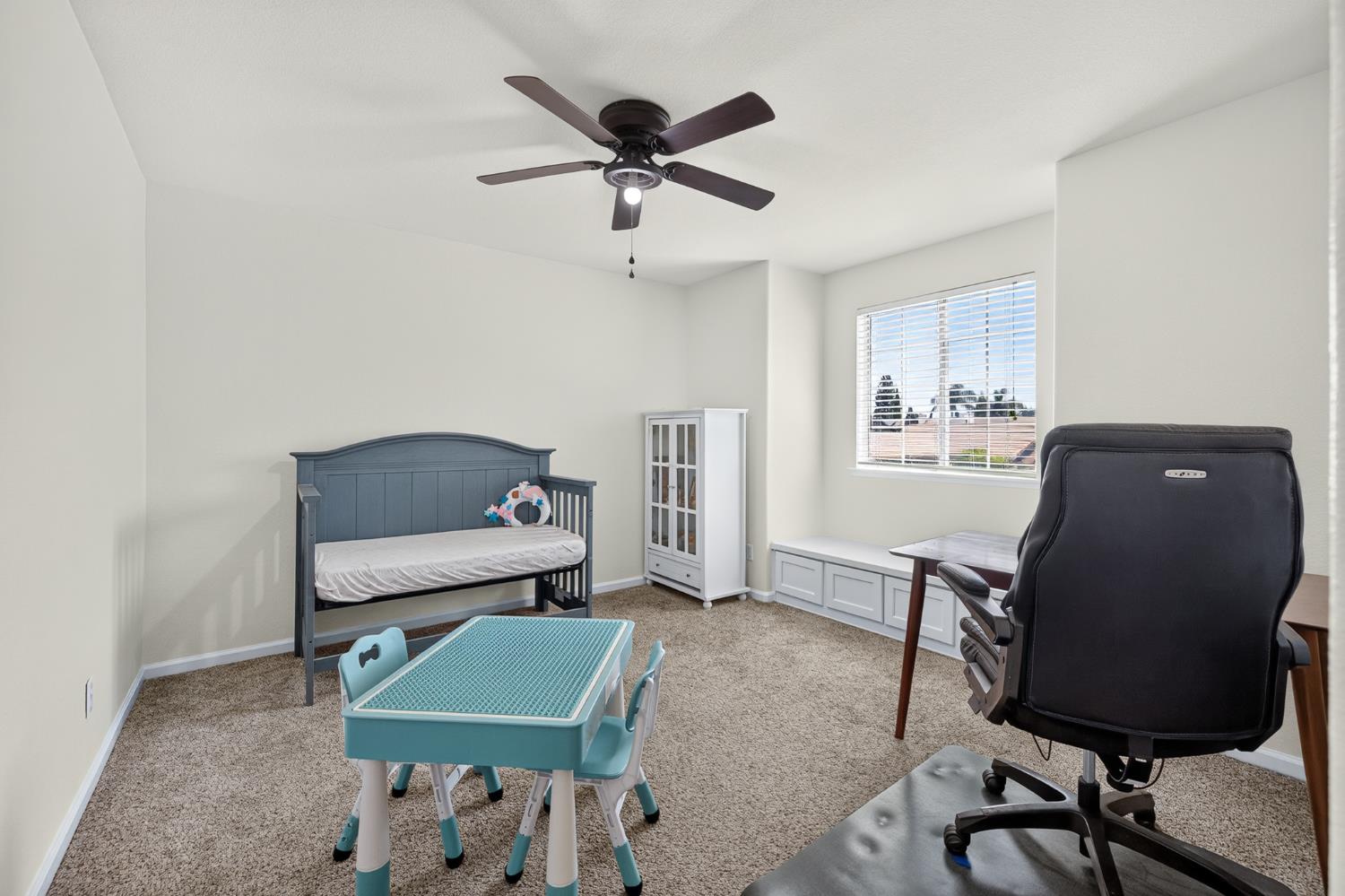 9845 N Woodrow Ave, Fresno, CA 93720