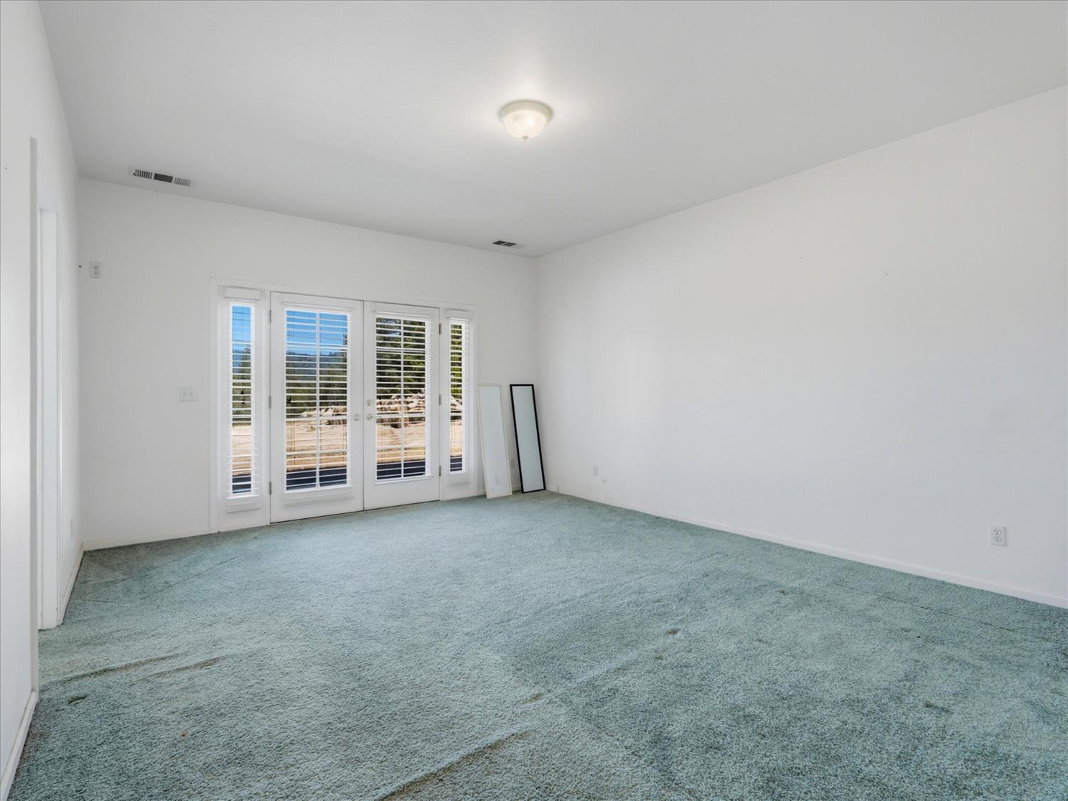 34070 Deer Spring Ln, North Fork, CA 93643