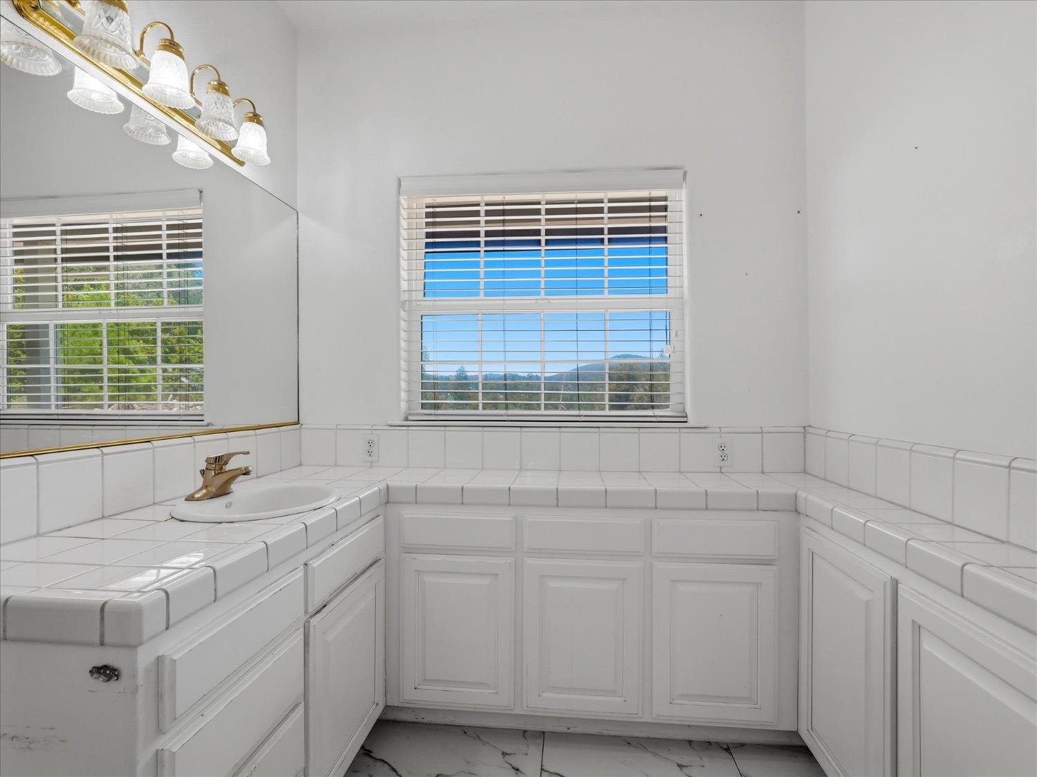 34070 Deer Spring Ln, North Fork, CA 93643