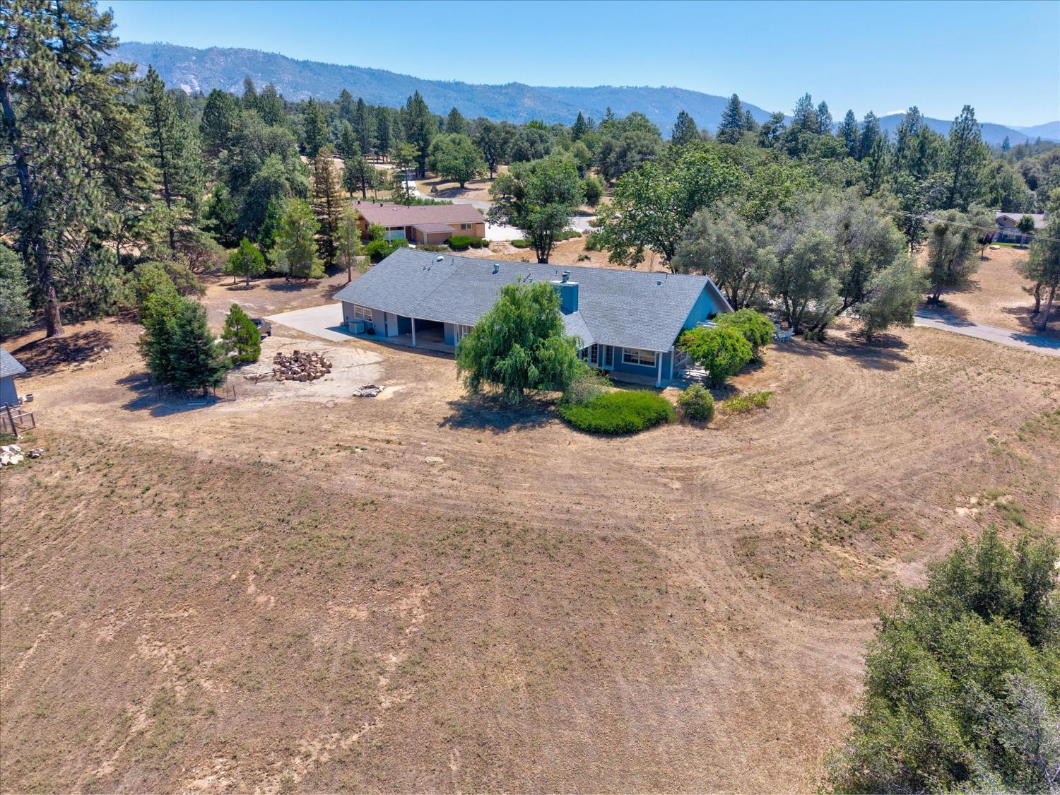 34070 Deer Spring Ln, North Fork, CA 93643