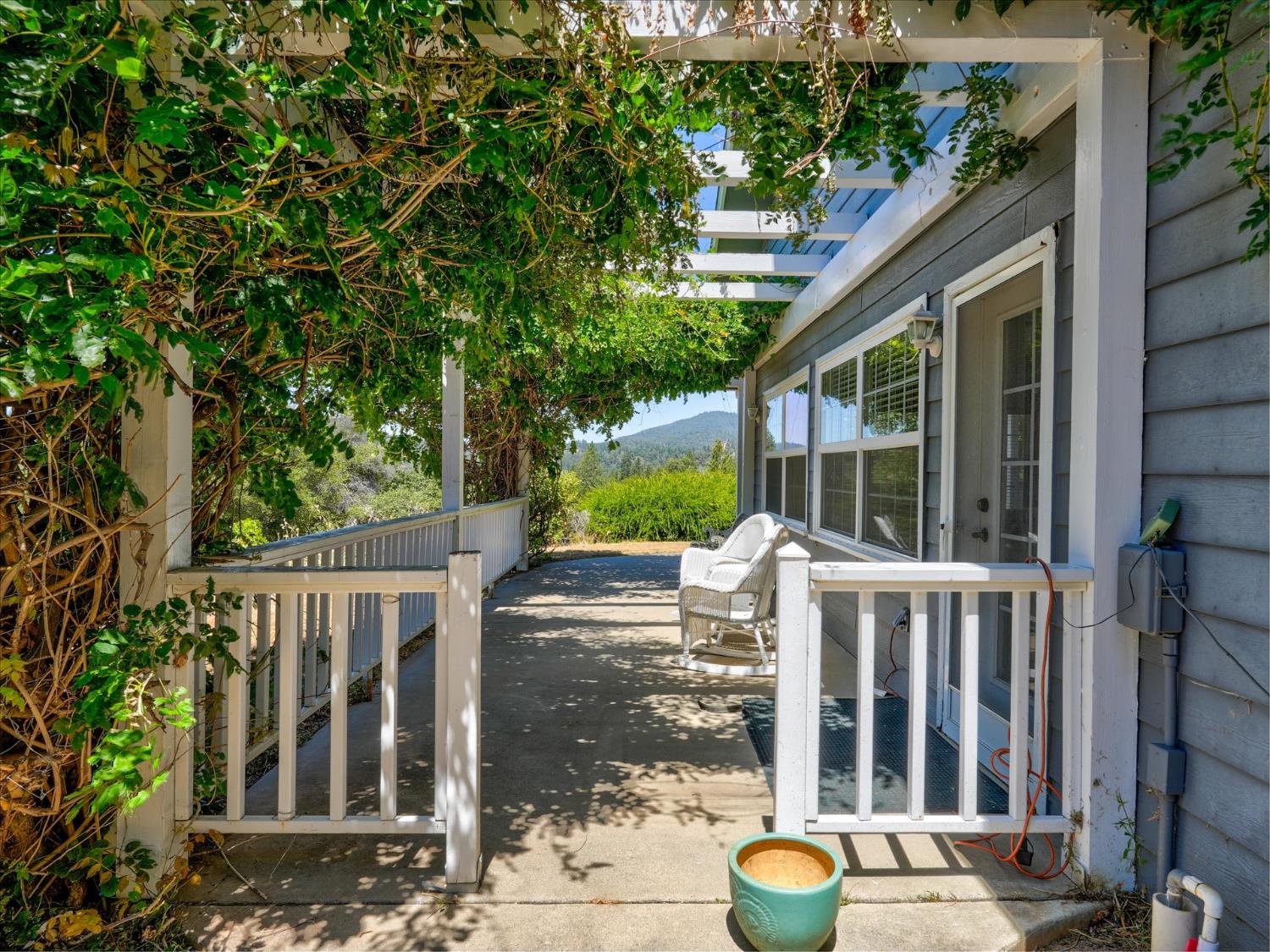34070 Deer Spring Ln, North Fork, CA 93643
