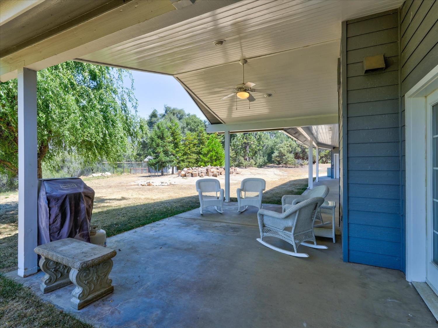34070 Deer Spring Ln, North Fork, CA 93643