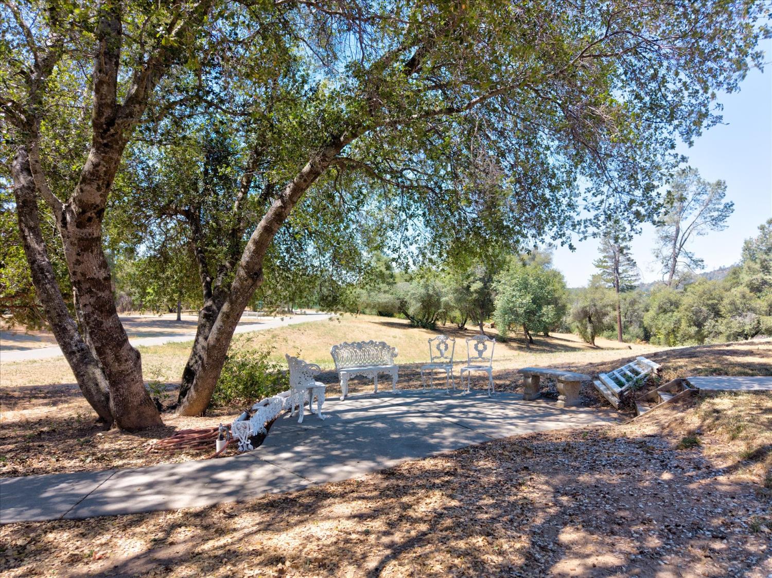 34070 Deer Spring Ln, North Fork, CA 93643
