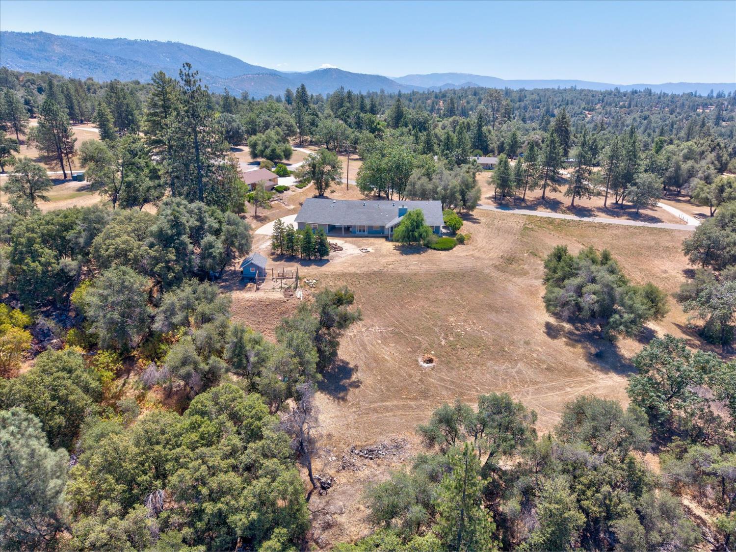 34070 Deer Spring Ln, North Fork, CA 93643