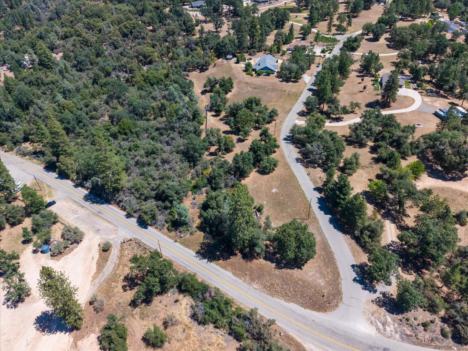 34070 Deer Spring Ln, North Fork, CA 93643