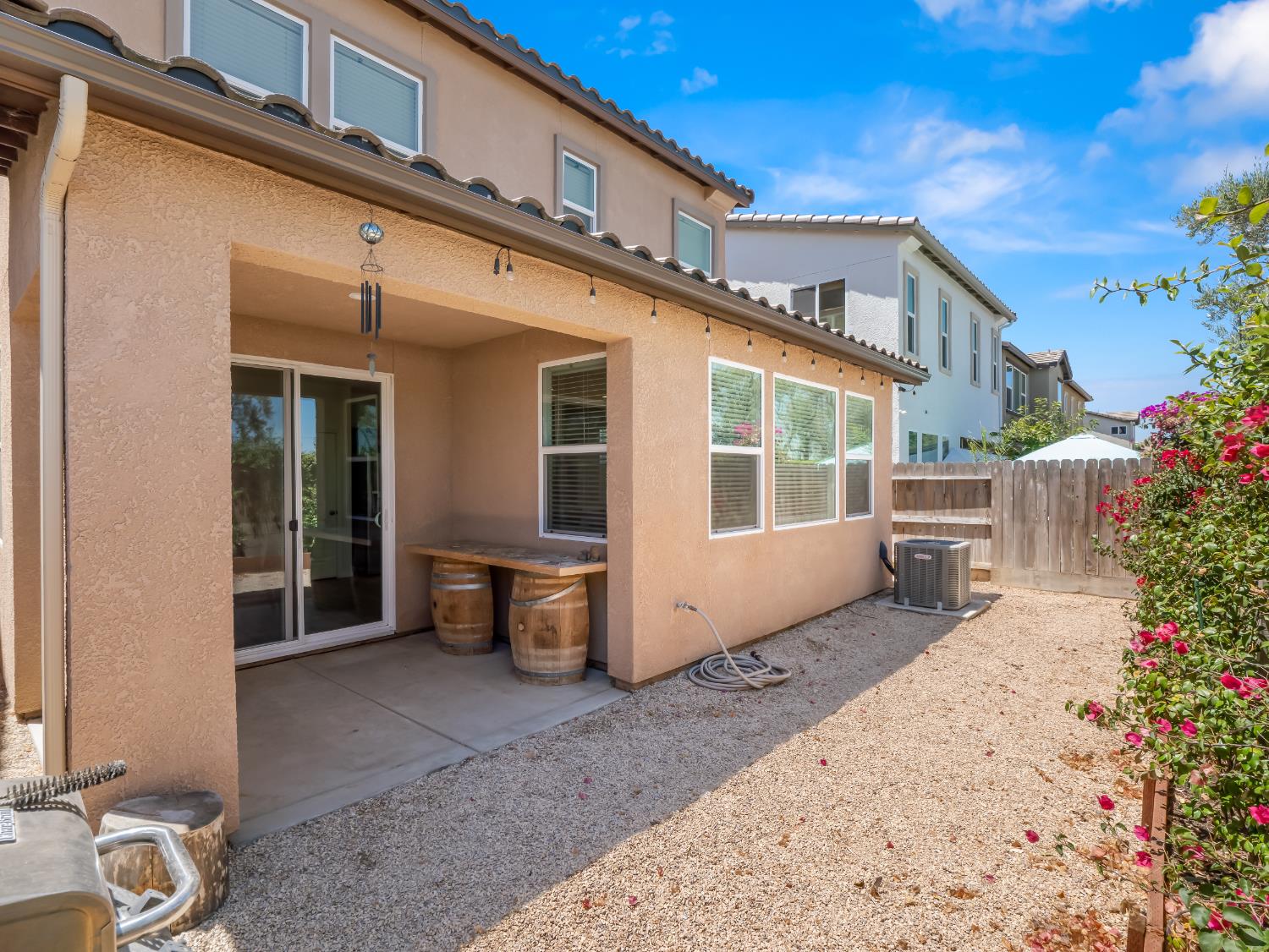 837 Wishon Ave W, Madera, CA 93636